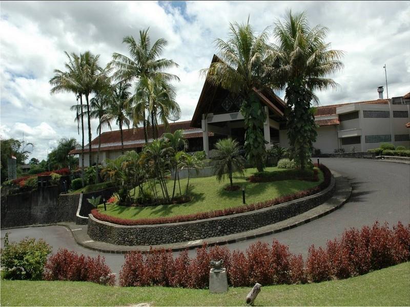 Hotel Pusako Bukittinggi Exterior foto